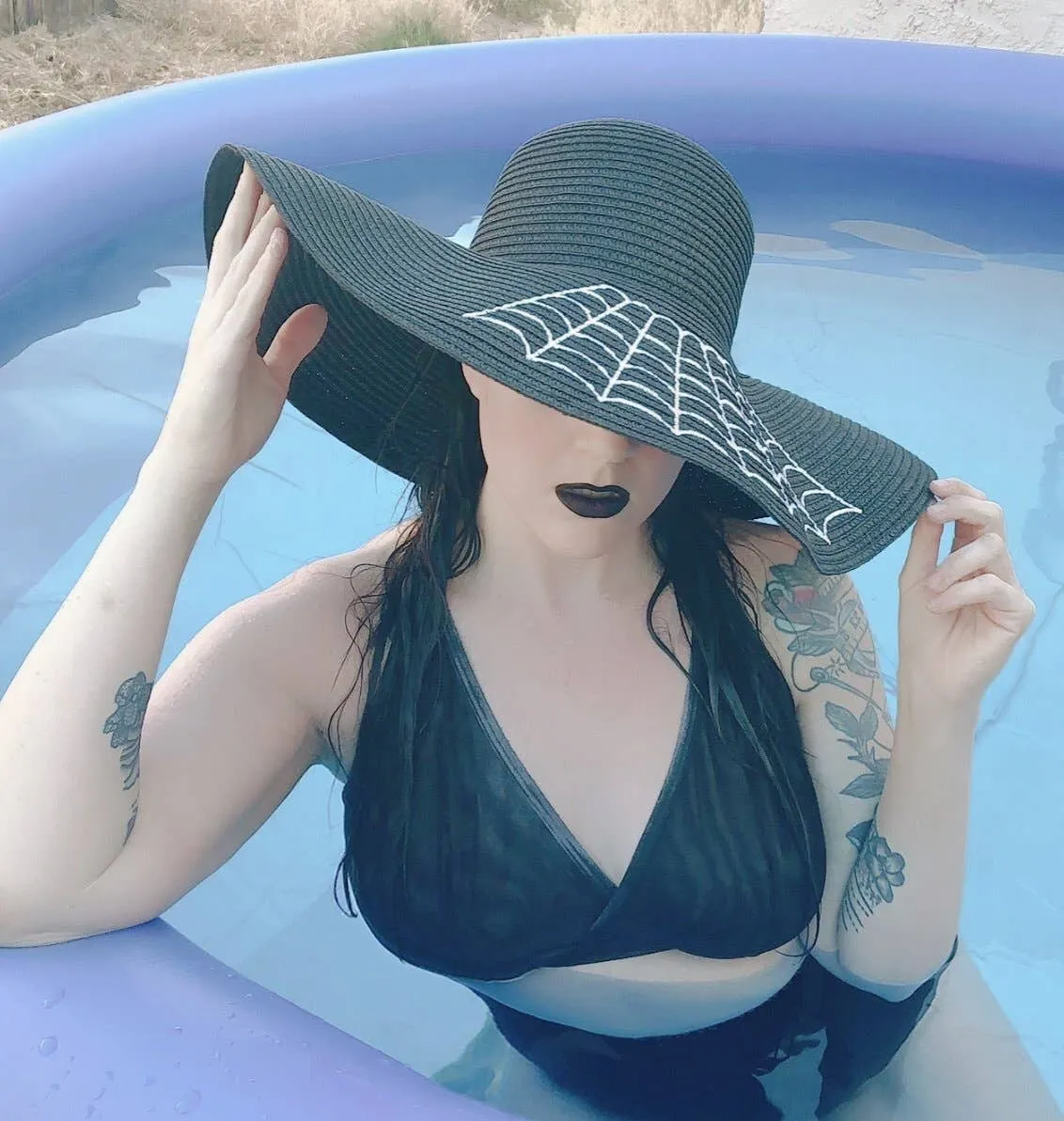 Floppy Sun Hat Widow's Web
